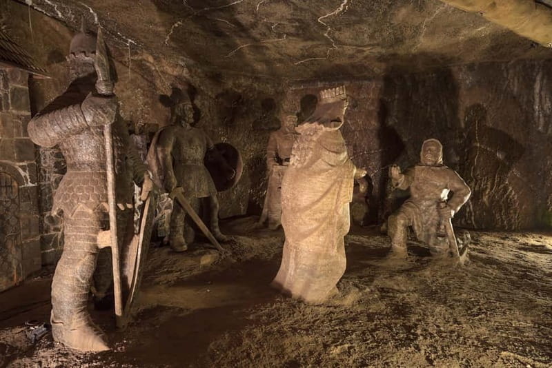 Kraków: Wieliczka Salt Mine Guided Tour with Transfer - The down-and-up workout: steps, timing, and underground temps