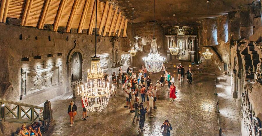 Krakow: Wieliczka Salt Mine Tour with Entry Ticket - Getting There from Krakow: Coach Transfer and Meeting Points