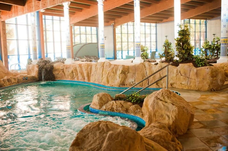 Krakow: Zakopane and/or Thermal Baths Experience - Taste your way into the region: oscypek and vodka
