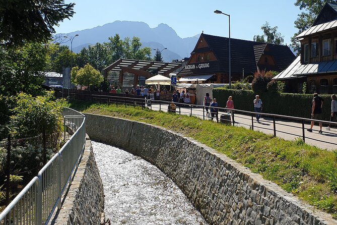Krakow - Zakopane: Funicular, Cheese and Highland Highlights - Chochołów UNESCO Village: Highland Wooden Houses You Can Actually See and Read