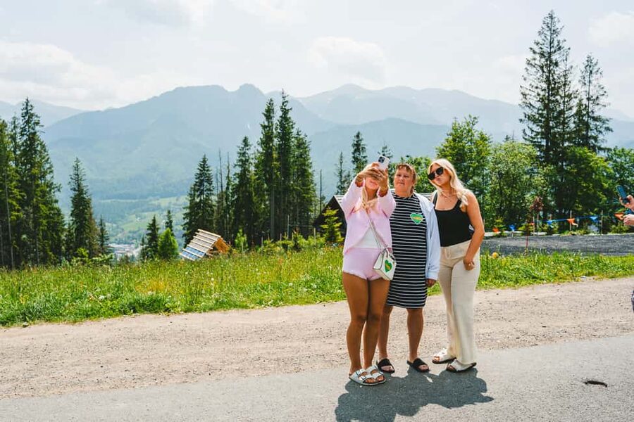 Krakow: Zakopane, Gubałówka, and Thermal Baths Day Trip - Key points worth your time