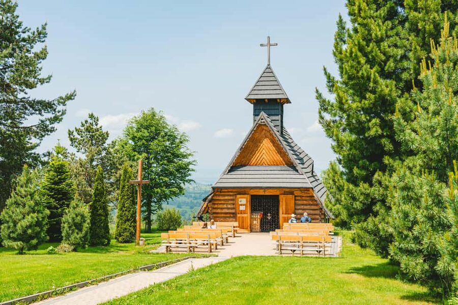 Krakow: Zakopane, Gubałówka, and Thermal Baths Day Trip - Zakopane free time: shop, eat, and breathe