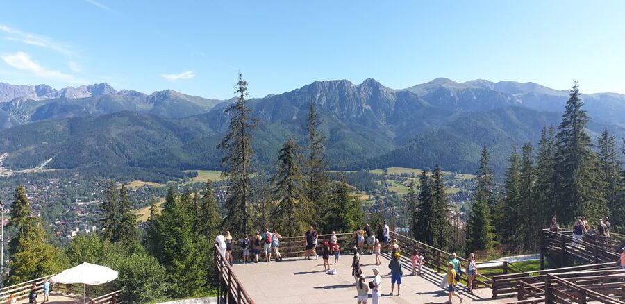 Krakow: Zakopane, Gubałówka & Thermal Baths – Full-Day Tour - Up the Heights: The Short Ride and Gubałówka Panoramas