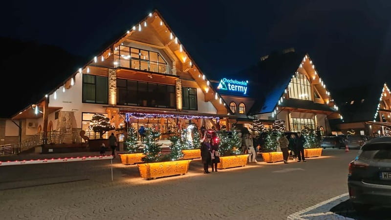 Krakow: Zakopane, Thermal Baths and Cable Car - Zakopane center time: Krupówki Street, snacks, and buying what you actually want