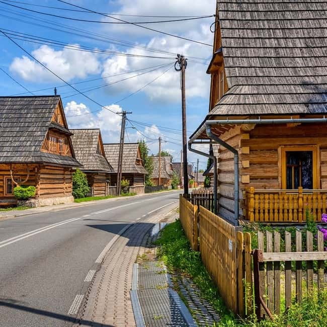 Krakow: Zakopane Tour Local Tasting, Cable Car & Hot Springs - Price and value: why this cost is more than transport
