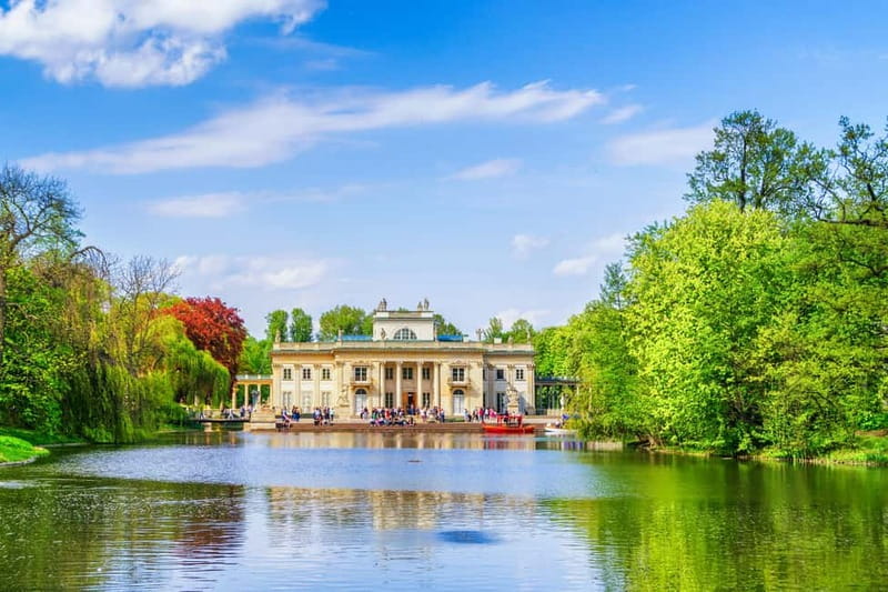 Łazienki Park and Palace Warsaw Private Tour with Tickets - Kubicki Stables and Cantonists Barrack: the extra hour that changes the tone