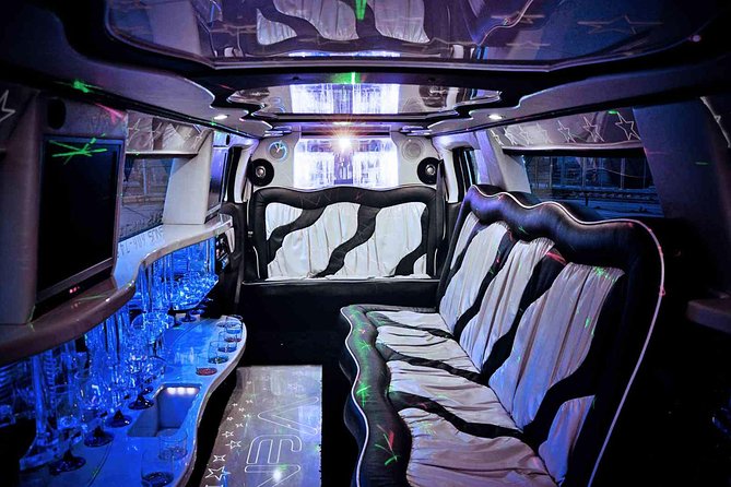 Limo Party & Club Package in Gdansk - Group size rules and planning your party for 21+ nights