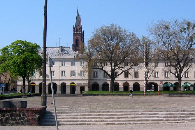 Lodz Old Town Manufaktura Highlights Private Walking Tour - Manufaktura, Then the Izrael Poznański Palace Museum