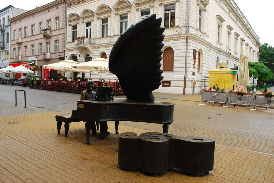 Lodz Old Town Manufaktura Highlights Private Walking Tour - Piotrkowska Street: Europe’s Long Commercial Spine