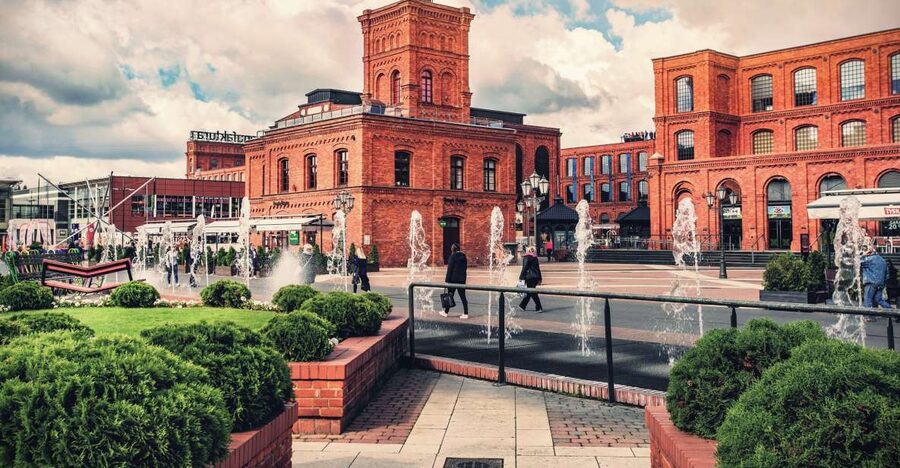 Lodz: Private City Walking Tour - Meeting at EC1: easy start, clear handoff, and time to get oriented