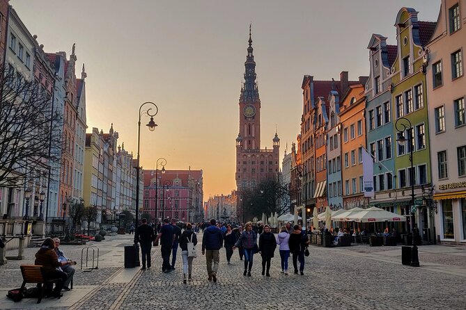 Main Town Gdańsk Walking Tour - Dluga Street on the Royal Route: stories you can walk through