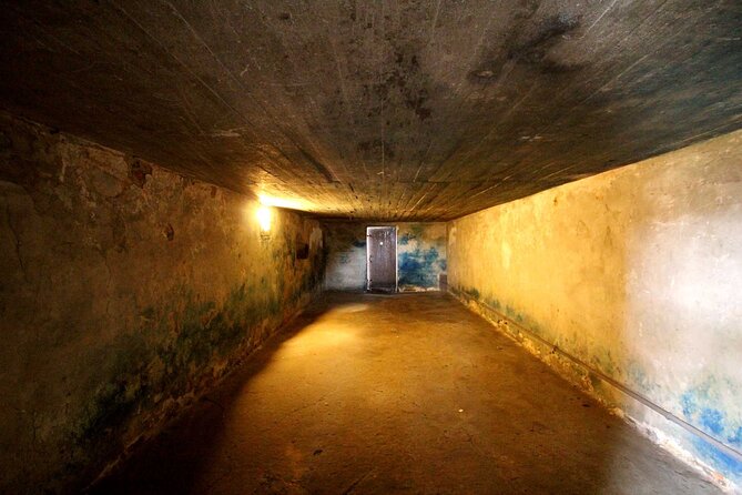 Majdanek Concentration Camp Tour from Warsaw with Hotel Pickup - How the guide turns preserved buildings into understanding