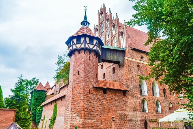 Malbork Castle Tour: 6-Hour Private Tour to The Largest Castle in The World - The Teutonic Knights story, told in a way you can follow
