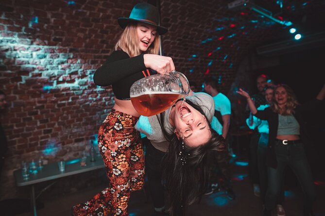 New Year's Eve Pub Crawl With 2 Hour Unlimited Alcohol + VIP Entry To Best Clubs - What You’ll Actually Do Through the Night