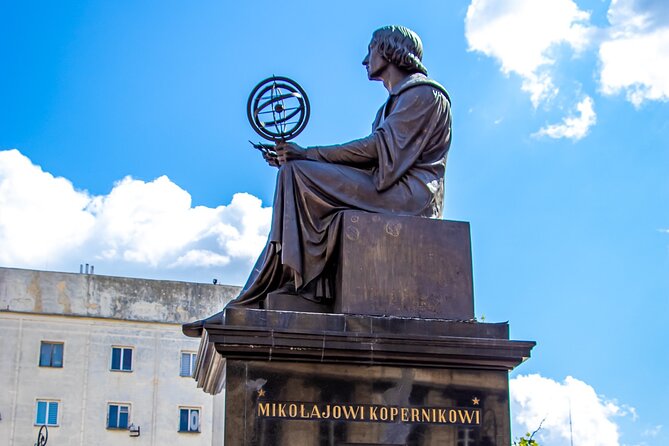 Old Town Warsaw Walking Tour - New Town Square, Maria Skłodowska-Curie, and the Barbican finish (Stop 3)