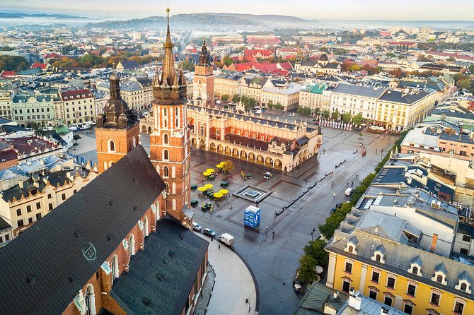 One day Cracow and Wieliczka Salt Mine private tour from Warsaw - Wawel Cathedral and Sigismund’s Chapel: what to focus on