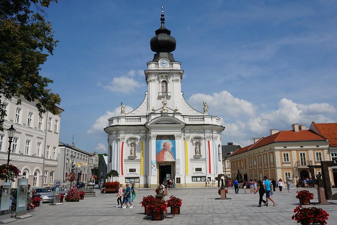 One-Day Wadowice & Czestochowa Tour from Krakow - Wadowice: John Paul II sights, a museum visit, and papal cream cakes