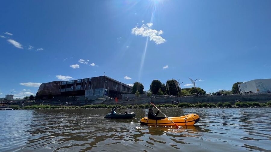 Packrafting kayaking guided tour Vistula river Warsaw Poland - Who should book, and who should skip this one-way paddle