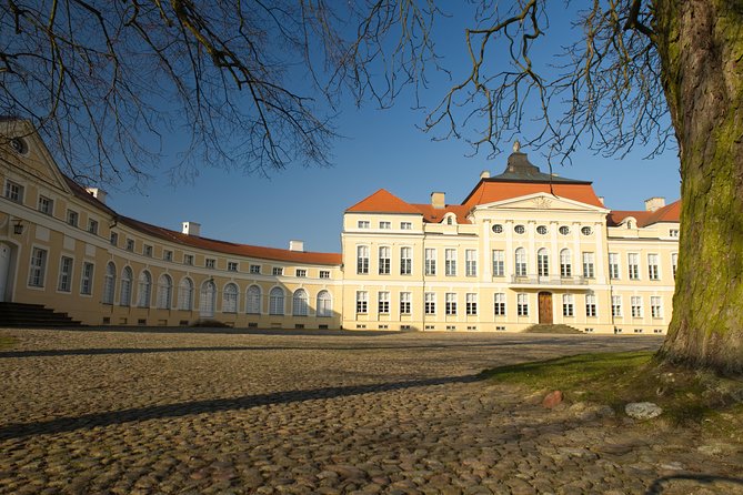 Palace, Castle and Ancient Oaks - Rogalin and Kórnik guided tour from Poznan - Key points at a glance