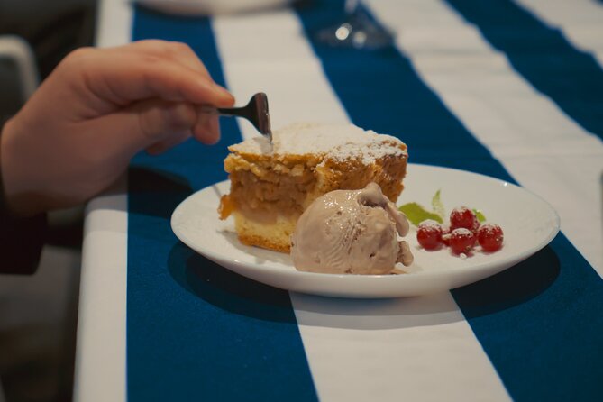 Polish Cuisine and Liqueur Tasting Experience - A few practical notes that affect your night