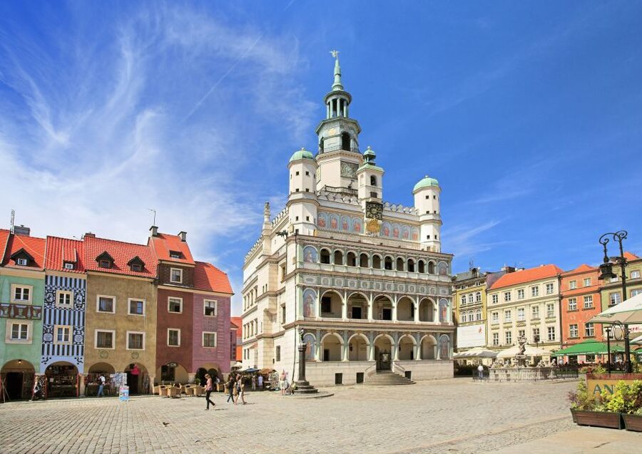 Poznan: City and Brewery Private Walking Tour with Beer - Logistics that matter, like entrances and transport
