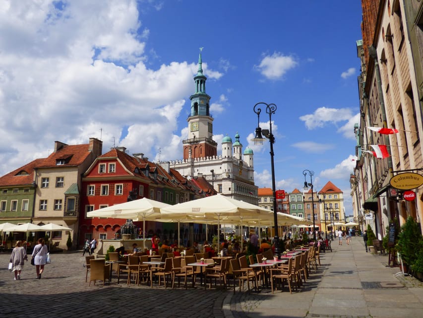 Poznań: Private or Public Highlights Tour with a local guide - Old Market Square: where Poznań tells its big-city story