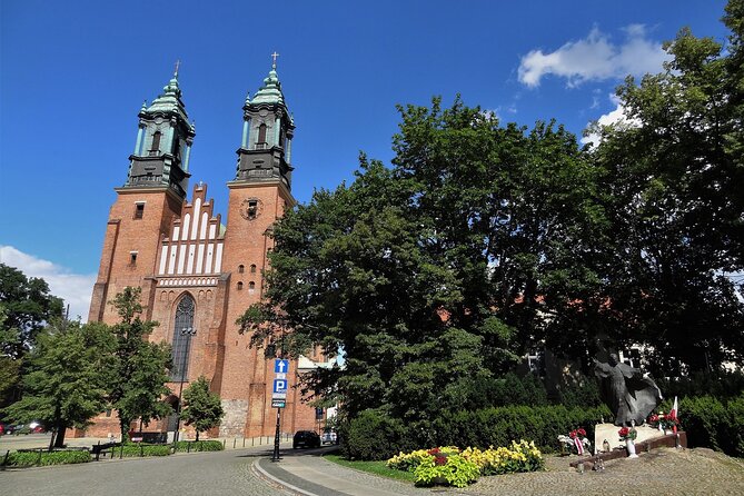 Private 3-hour Poznan Old Town Tour - Fara Church: Baroque Power Without the Hard Sell