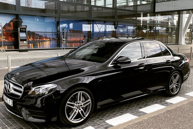 Private Airport Transfer (GDN) to City Center Gdansk (1-3 PAX) - From touchdown to hotel, what this transfer actually does