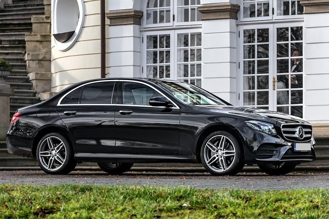 Private Airport Transfer (GDN) to City Center Gdansk (1-3 PAX) - Price value for a private group up to 3