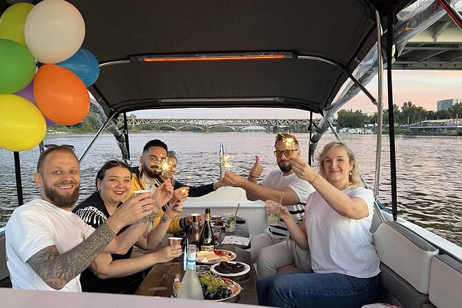 Private Cruise on Vistula in Warsaw for 9 with our Helmsman - Meeting point and onboard comfort: sound, lighting, and how the boat works