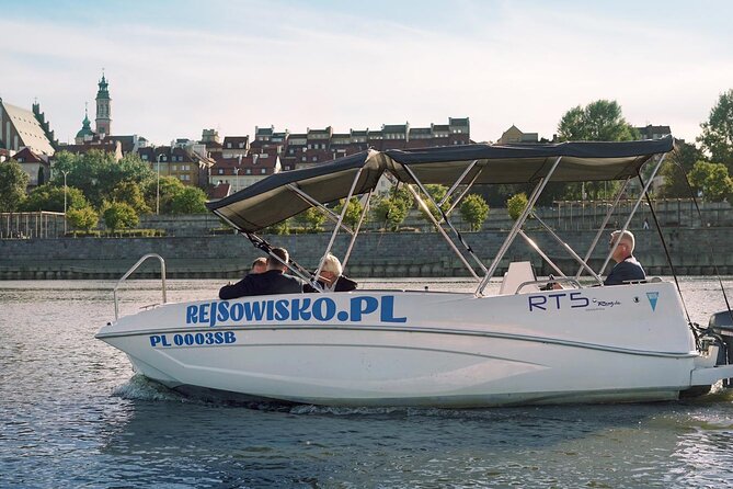 Private Cruise on Vistula in Warsaw for 9 with our Helmsman - The one-hour route: how the Vistula sightseeing flows