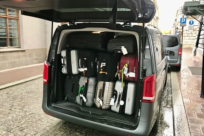 Private Krakow to or from Airport Transfer - Luggage Help and Close Parking, So You Don’t Pay for Convenience Twice