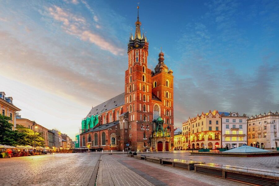 Private Krakow Tour: St. Mary’s, Cloth Hall & More - Price and value: what $96 gets you (and what it doesn’t)