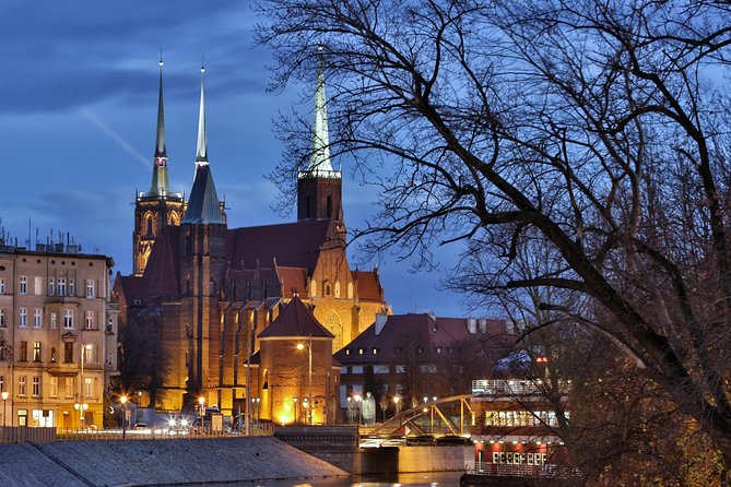 Private "Top Attractions Of Wroclaw" Tour - Wroclaw Cathedral: the best first stop to get oriented