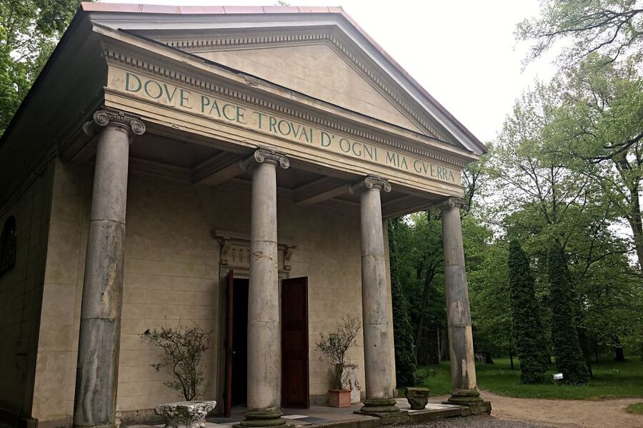 Private Tour From Warsaw: Łowicz Mazovian Countryside - Nieborów’s Radziwiłł Palace and Gardens: Aristocrats, Power, and Park Grandeur