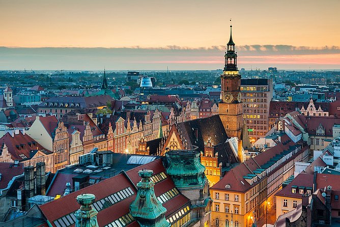 Private Transfer from Wroclaw (WRO) Airport to Wroclaw city centre - Arriving in Wroclaw Without the Taxi Panic