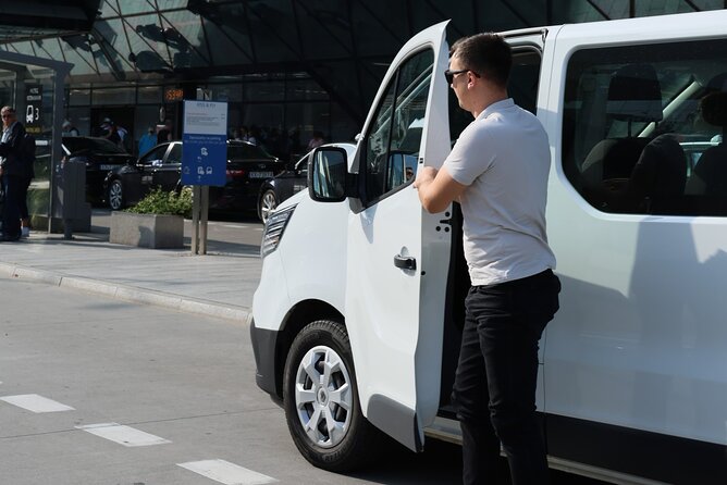 Private Transport from Airport to Krakow City Center Vice Versa - The Booking and Pickup Details You Should Prepare