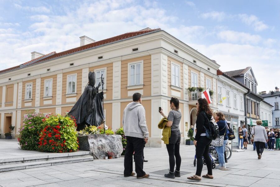 Private Trip to Wadowice: Home Town of John Paul II - Church Stops and the Baptism Connection You’ll Actually Remember