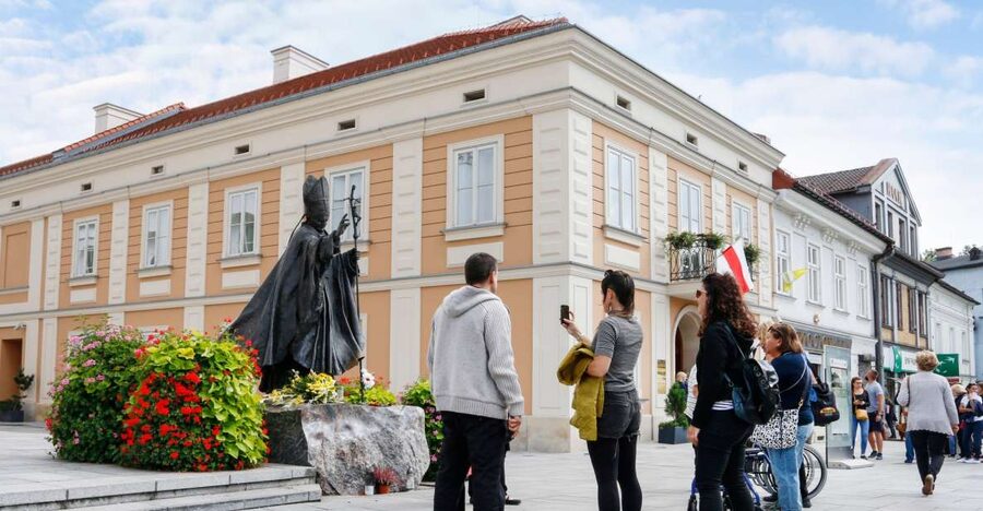 Private Trip to Wadowice: Home Town of John Paul II - Kraków to Wadowice in 5 Hours: The Pace You’ll Feel