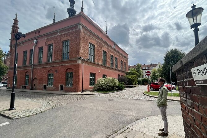 Private Walking Tour of Old Gdańsk with an architect-guide - Old Gdańsk with an architect-guide: what makes it feel real