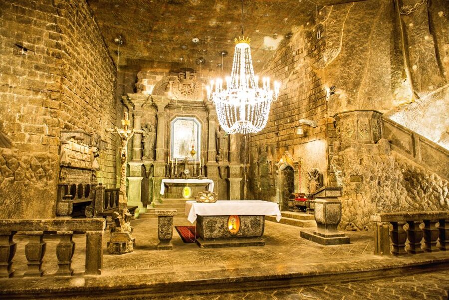 Salt Mine Wieliczka & Lunch & Schindler’s Factory Tour - A full day underground and in wartime Krakow