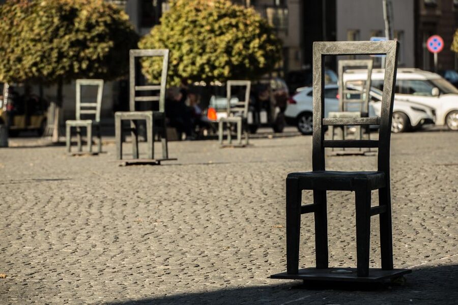 Schindler's Factory and Jewish Ghetto Guided Tour - Meet at Schindler’s Factory: where your context starts fast