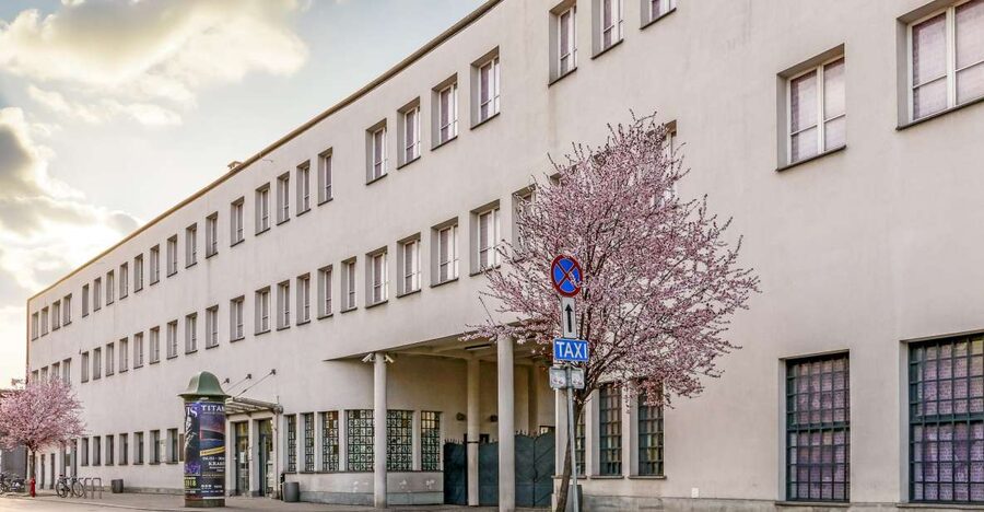 Schindler's Factory Guided Tour - Who should book this tour, and who might not love it