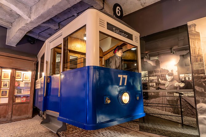 Schindler's Factory Guided Tour in Krakow & skip the line ticket - Hearing your guide: group size and the headset problem
