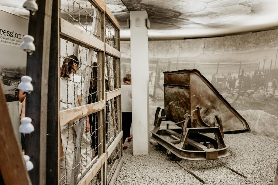 Schindler's Factory Museum in Krakow - Guided Tour - Tour pacing, headsets, and why group size matters in tight rooms