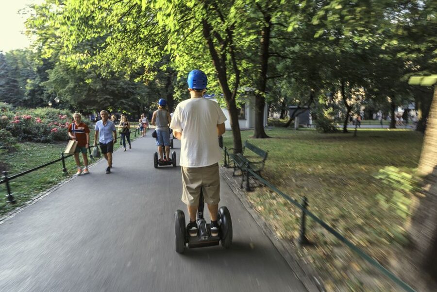 Segway Tour Krakow: Full Tour (Old Town + Jewish Quarter) - Who should book, and who should skip this Segway experience
