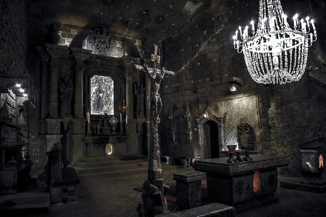 SKIP THE LINE: Private Wieliczka Salt Mine guided tour from Kraków - Transport and Timing from Kraków: Smooth Start, Less Hassle