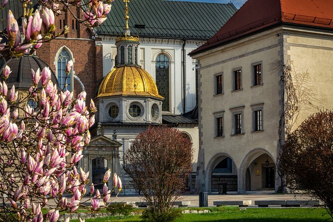 Skip-the-line Wawel Cathedral in Krakow Private Tour - The State Rooms in the Wawel Royal Castle, Renaissance art and political power
