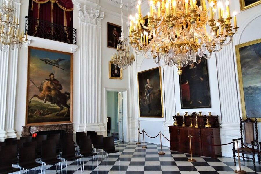 Skip-the-Line Wilanow Palace and Gardens Private Tour Warsaw - Inside the Palace: Royal Rooms Linked to Jan III Sobieski