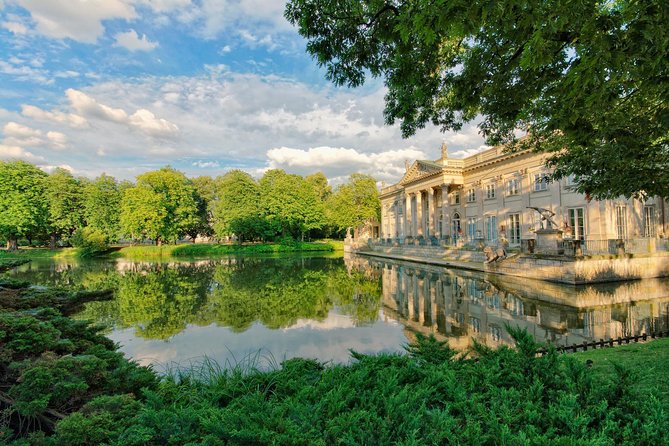 Small-Group Historical Guided Tour of Warsaw with pick up/drop off. Public Tour. - What this 3-hour Warsaw tour gets right